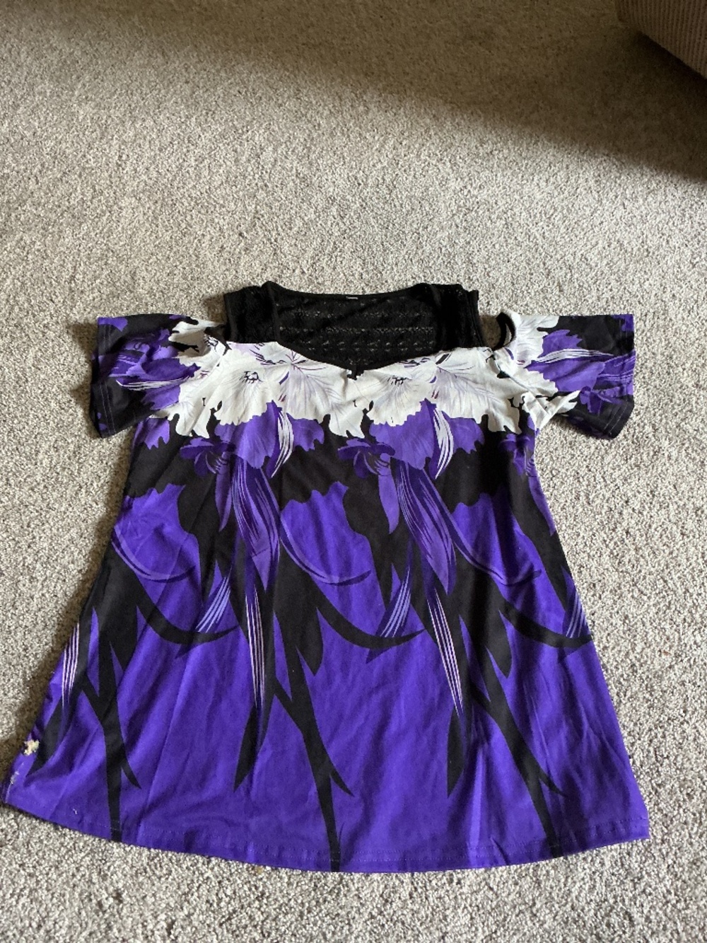 Cold Shoulder Top L Purple/Black//White